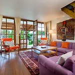 Hotel Beta