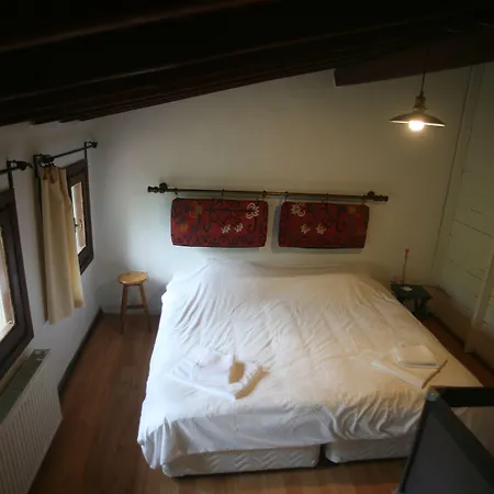 Beta Hotel 2*